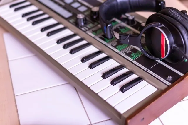 賃貸でキーボード音がばれる？隣人トラブルを避ける完全静音化ガイド